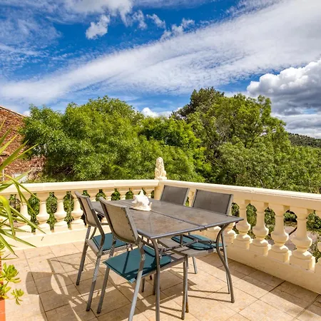 La Maisondabel * Le Bosc (Herault)